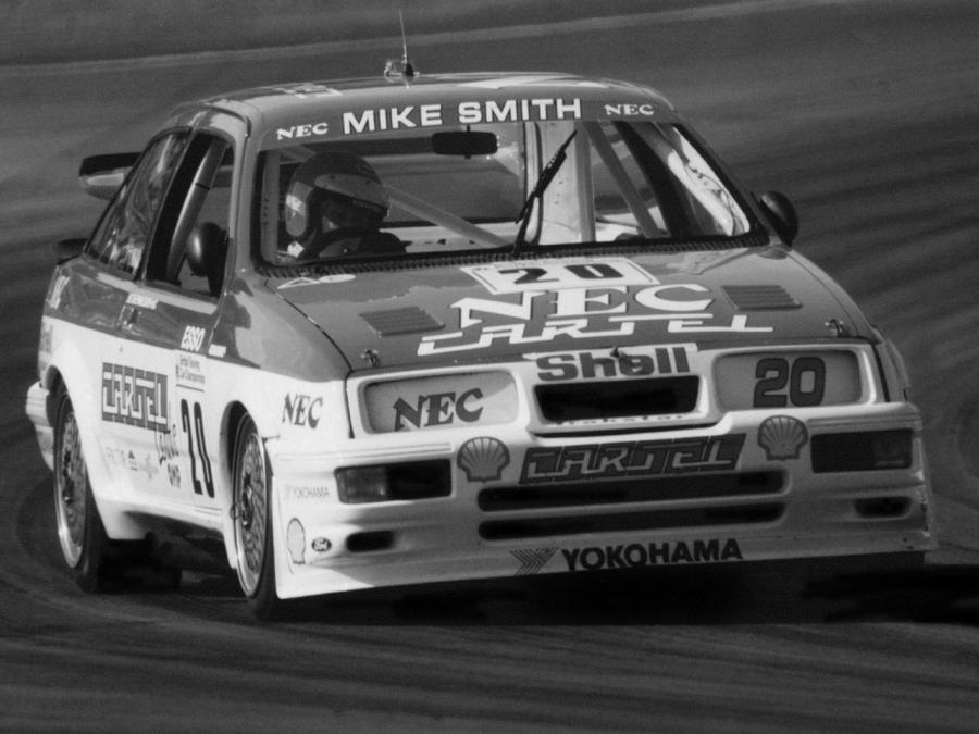  Ford Sierra RS500 Cosworth BTCC 1988 года  (фото 18 из 22)